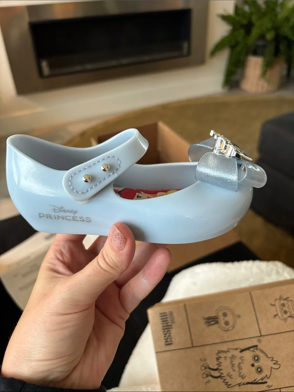 Mini Melissa Pale Blue Shiny Princess Bow Mary Janes